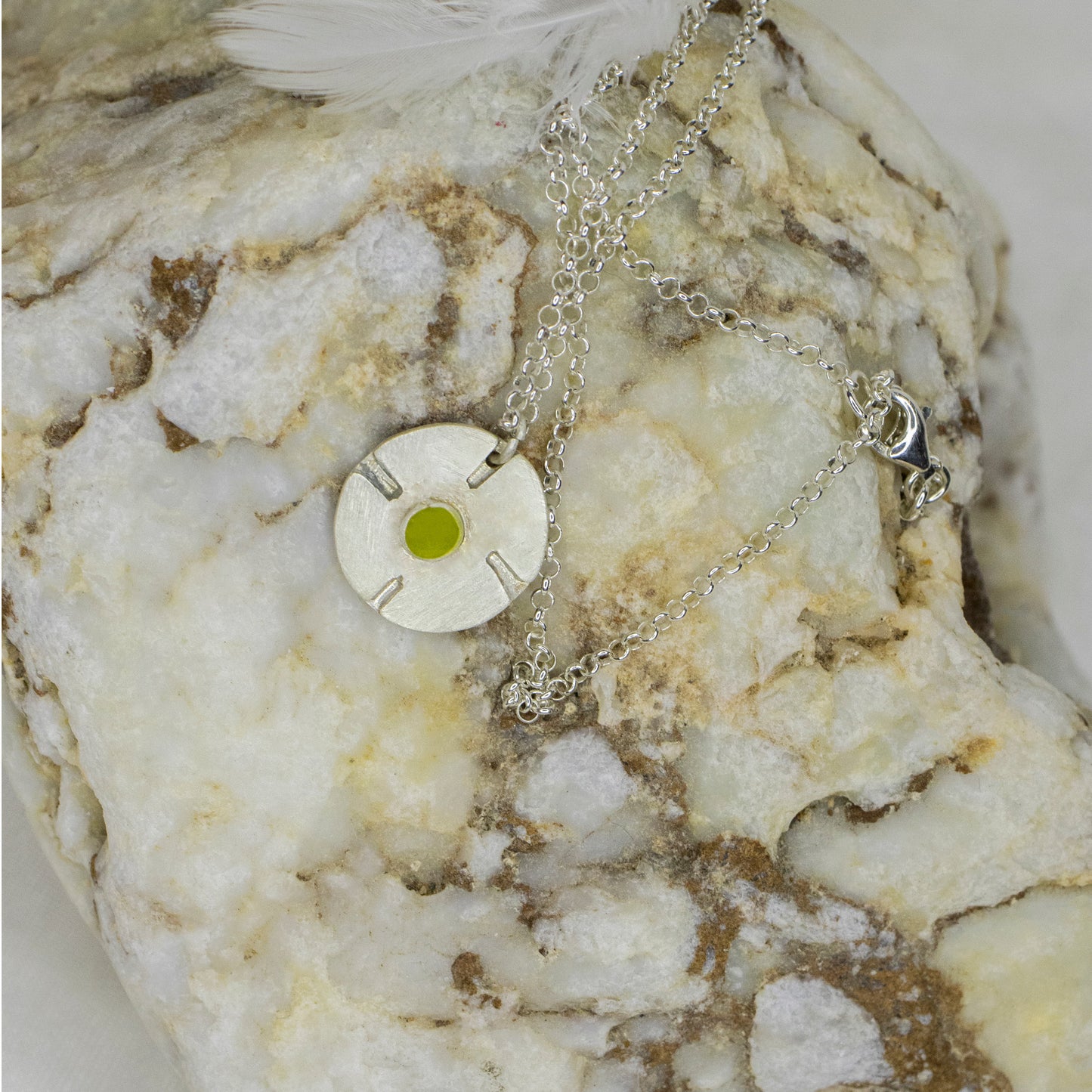 Daisy Necklace