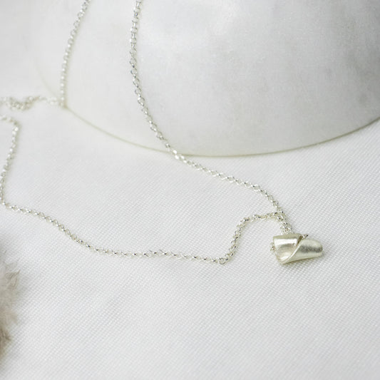 Squirm Necklace