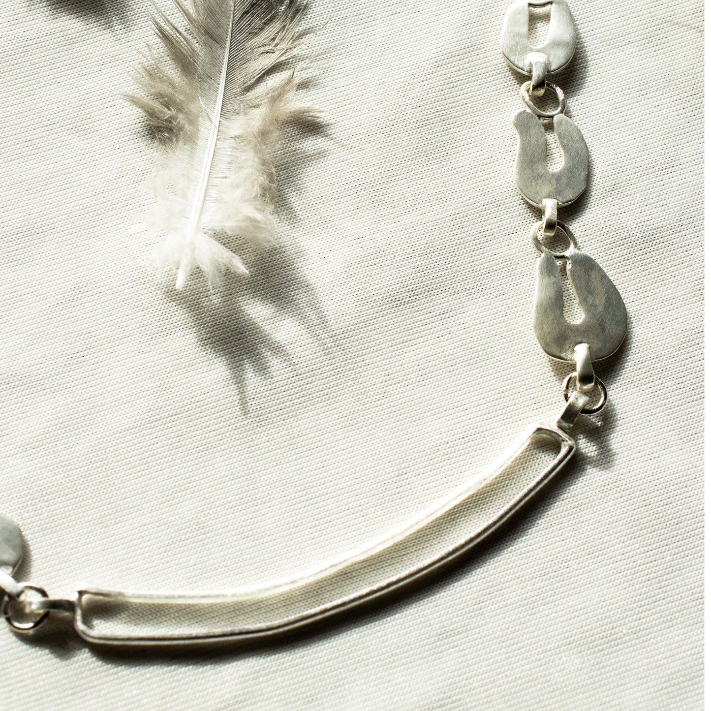 Traces Necklace