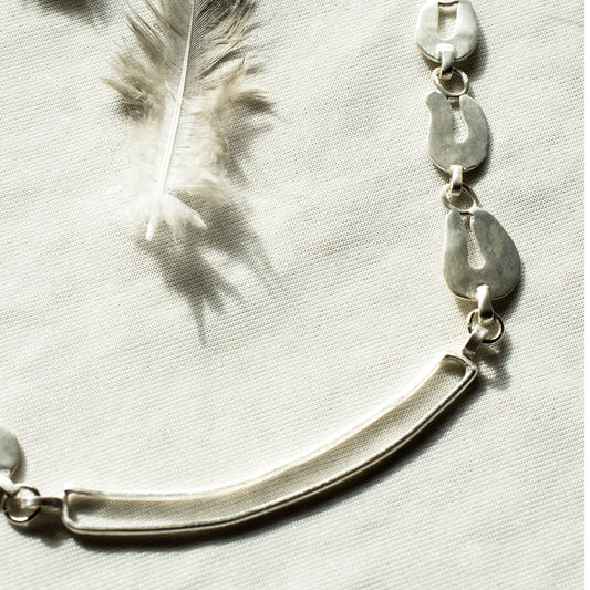Traces Necklace