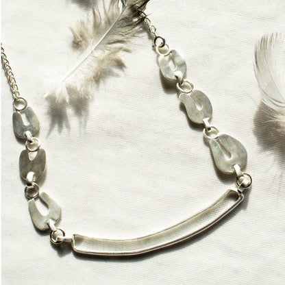 Traces Necklace