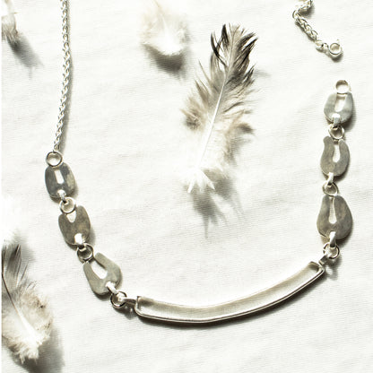 Traces Necklace